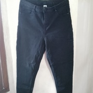 Stretchable Black pants