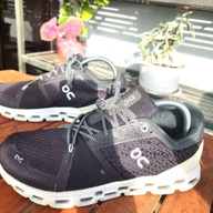 On Cloudstratus Black Mineral (MEN'S US 8.5/ EUR 41.5 / 26 CM)
