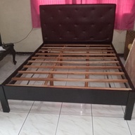 Queensize Bedframe