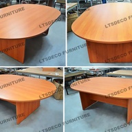 OVAL CONFERENCE TABLE