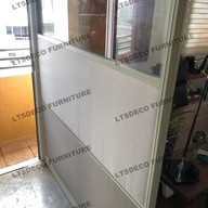 HIGH PANEL PARTITION WITH GLASS