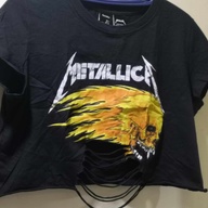 Metallica Bershka Cropped Tee Tattered front