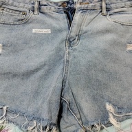 Size 34 denim shorts