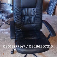 EXECUTIVE CHAIR