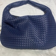Hobo knitted bag