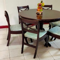 6 Seater Round Dining Table