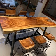 Acacia Table