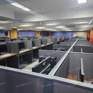 Workstation Table / Linear Office Partition