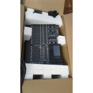 Behringer x32 compact 40-channel digital mixer