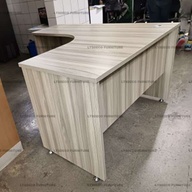 Office table semi executive table office furniture and partition