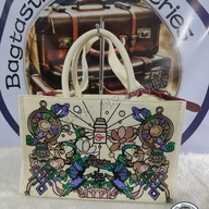 PRELOVED | UKAY ♛♛♛ EMBROIDERED TWO-WAY CANVAS BAG ♛♛♛