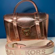 MK Manhattan crossbody in Rose gold