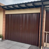 ACCORDION DOOR