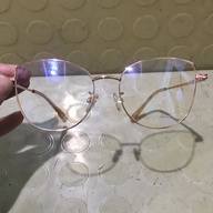 Peculiar Anti-Radiation Eyeglass