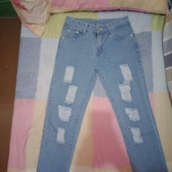 Preloved Ripped Jeans